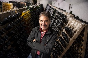 Klaus Herres next door has an impressive list of sekt customers al the way to Berlin and well connected football fan !