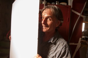 Her husband watches from behind a reflector !