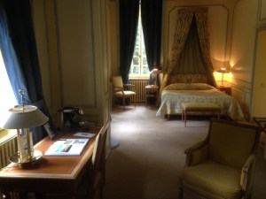 Just what you need after a hard day at the office ! Hotel André Ziltner at Chambolle-Musigny