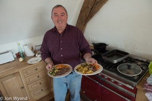 1 hour 50 minutes to swop stories with Greg Love, enjoy his cooking an see what makes him tick !