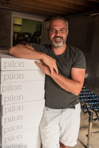 Julien Pilon sends off more orders