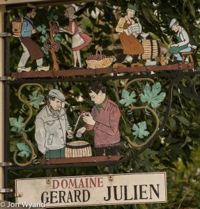 Domaine Julien's well camouflaged sign
